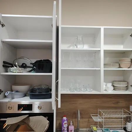дени хоум Apartament *