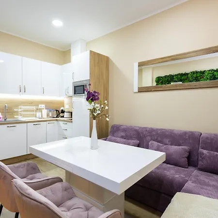 Apartament дени хоум *